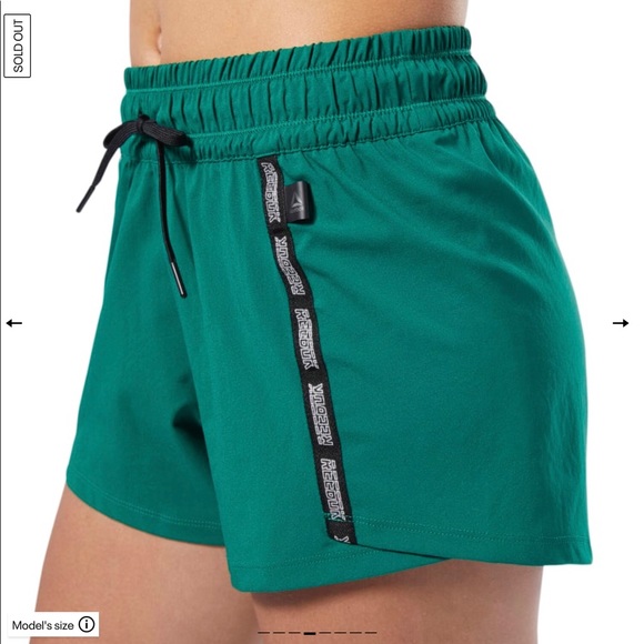 Reebok Meet You There Short SIZE S Clover Green - Picture 3 of 9